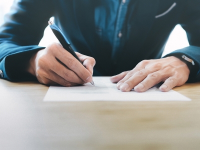 Brasil supera expectativas com abertura recorde de 394.989 vagas formais de trabalho em outubro